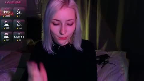 Snapshot of alexa_novak chatting on September 12, 2:35 am Alexa online show from September 12, 2:35 am