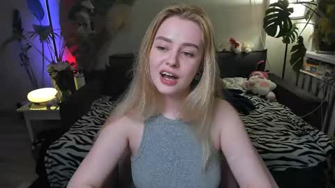 alexa_pirs online show from March 8, 5:39 pm