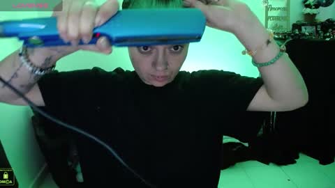 Alexa online show from December 18, 1:05 am