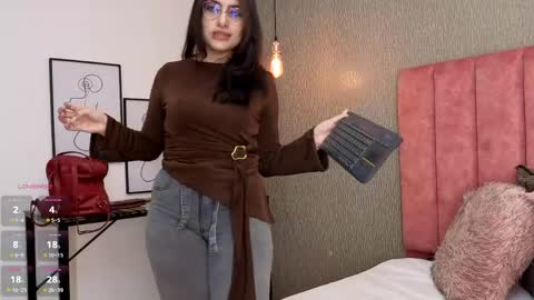 Alexa Thaylor online show from June 2, 4:53 pm