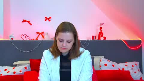 AlexaAvery online show from July 1, 6:55 am