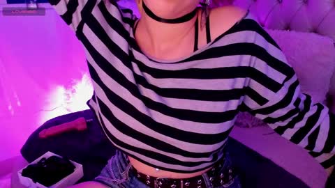 Snapshot of alexafoxy18 chatting on March 7, 4:45 am ALEXA online show from March 7, 4:45 am