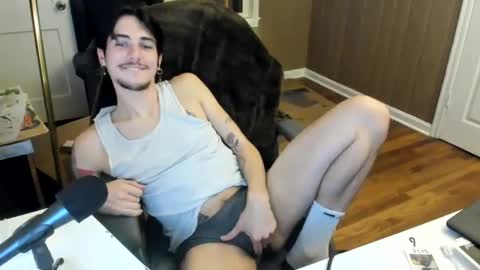 Snapshot of alexander9779 chatting on October 10, 12:05 am A. online show from October 10, 12:05 am