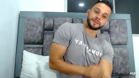 Snapshot of alexander_2015 chatting on October 5, 5:38 am alexander_2015 online show from October 5, 5:38 am