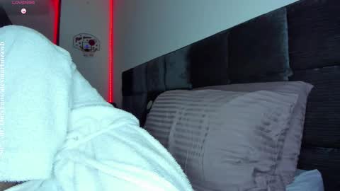 Onlyfansalexmartinezwb  Instagram alexwbmartinez  Twitter martinezcb937 online show from November 23, 12:52 am