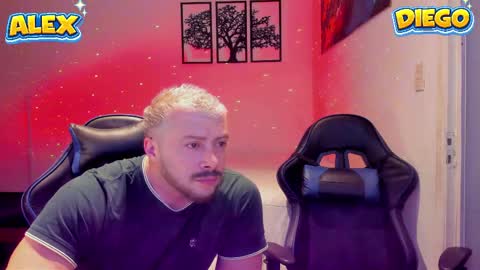 Alexander Jaz online show from June 7, 1:22 am