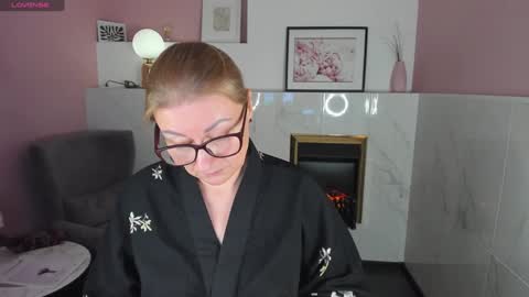 Alexandra online show from February 1, 5:05 pm