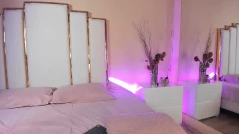 Snapshot of alexandraa_gomez chatting on October 15, 8:42 pm alexandraa_gomez online show from October 15, 8:42 pm