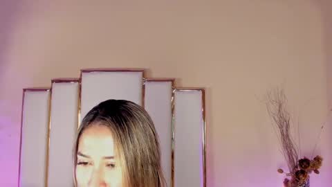 Snapshot of alexandraa_gomez chatting on September 16, 8:12 pm alexandraa_gomez online show from September 16, 8:12 pm