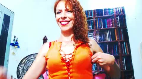 Snapshot of alexandrahornysexi chatting on October 10, 3:01 am alexandra online show from October 10, 3:01 am