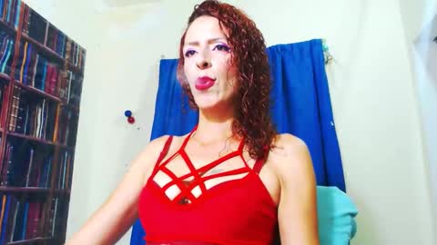 Snapshot of alexandrahornysexi chatting on September 23, 2:49 am alexandra online show from September 23, 2:49 am