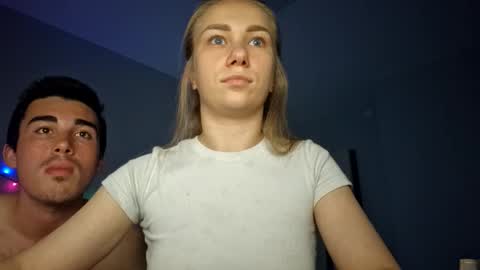 Snapshot of alexarti chatting on September 24, 2:13 pm Alex online show from September 24, 2:13 pm