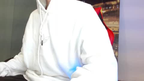 alexgiraldo__ online show from May 1, 11:59 am