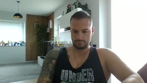 rey ale84 online show from October 27, 12:38 pm