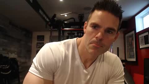 Alex online show from December 4, 7:57 pm