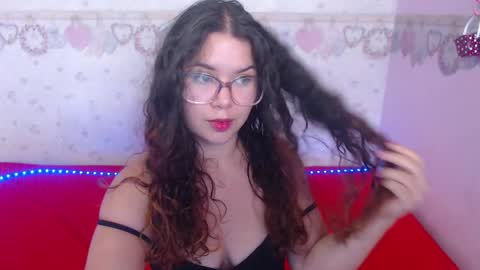 Snapshot of alexiarestrepo chatting on March 5, 6:01 pm Alexia online show from March 5, 6:01 pm