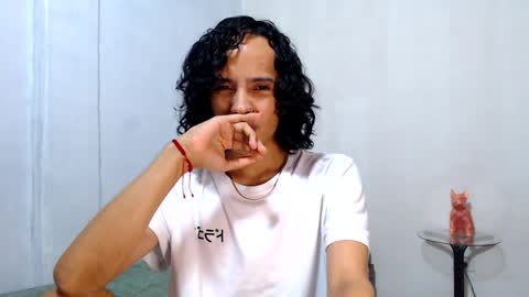 Alexis online show from April 7, 1:46 pm