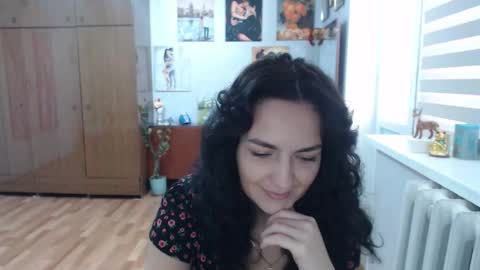 Snapshot of alexismillers chatting on September 14, 8:49 am AlexisMillers online show from September 14, 8:49 am