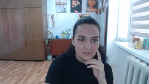 Snapshot of alexismillers chatting on September 20, 9:45 am AlexisMillers online show from September 20, 9:45 am