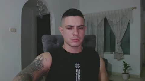 Snapshot of alexmaximuss chatting on March 10, 3:23 am Maximuss online show from March 10, 3:23 am
