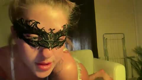 alexolga12345 online show from March 29, 2:19 pm