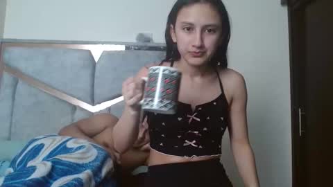 alex y luisa online show from December 17, 2:35 pm