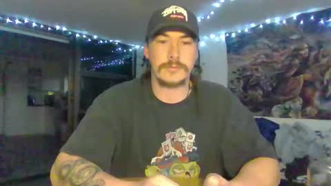 Snapshot of alexx1169 chatting on October 21, 7:24 am Alex online show from October 21, 7:24 am