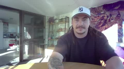 Alex online show from April 1, 4:13 am