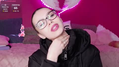 Alexxis Rae online show from February 16, 8:45 am