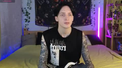 Alex online show from February 9, 3:43 am