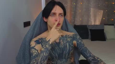 Alex online show from February 24, 7:33 am