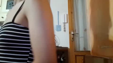 Snapshot of alexxxandra777 chatting on September 16, 6:33 pm alexxxandra777 online show from September 16, 6:33 pm