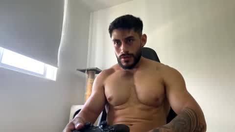 Snapshot of alexxxmachine chatting on January 27, 5:37 pm Alex freelance model instagram alex b229 online show from January 27, 5:37 pm