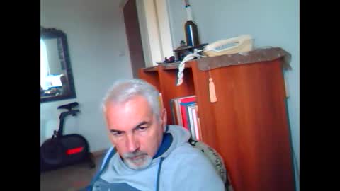 I wanna cum online show from January 8, 9:53 am