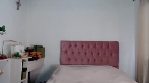 Alia  online show from October 7, 12:45 pm