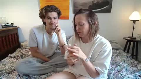 Alice online show from April 14, 1:36 pm