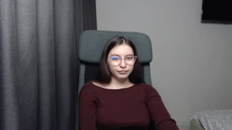 Alice online show from February 10, 8:42 pm