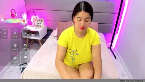 alice_brookss_ online show from February 16, 1:09 pm