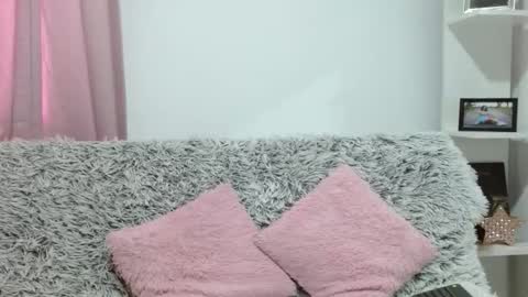 Snapshot of alice_dussan_ chatting on September 29, 6:07 pm alice online show from September 29, 6:07 pm