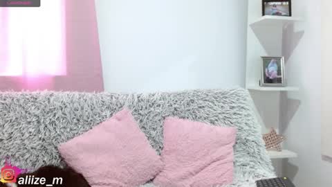Snapshot of alice_dussan_ chatting on February 28, 5:04 pm alice online show from February 28, 5:04 pm