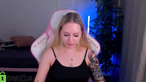 Alice online show from November 2, 10:43 pm