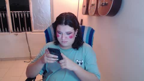 Snapshot of alice_psilocybe_sabina420 chatting on October 23, 4:47 am Alicia Aldara online show from October 23, 4:47 am