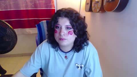 Snapshot of alice_psilocybe_sabina420 chatting on October 12, 6:17 am Alicia Aldara online show from October 12, 6:17 am