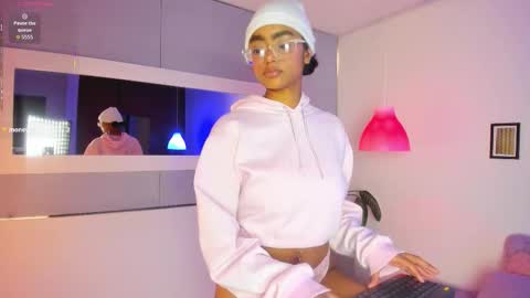 alice_simmons online show from February 4, 7:51 pm