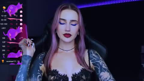 Alice online show from September 16, 6:33 pm