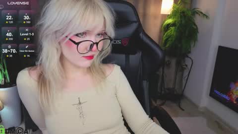 Alice online show from January 14, 5:54 pm