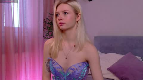 Alice  online show from January 14, 6:32 am