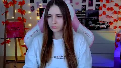 alicecharmy online show from November 15, 8:05 am