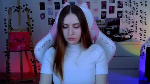 alicecharmy online show from October 17, 7:01 am