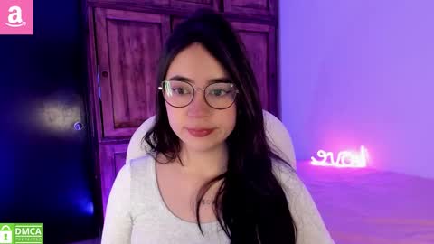 Aliceee  ..   97YP9VWGZHrefnav wishlist lists 1 online show from November 4, 9:54 am